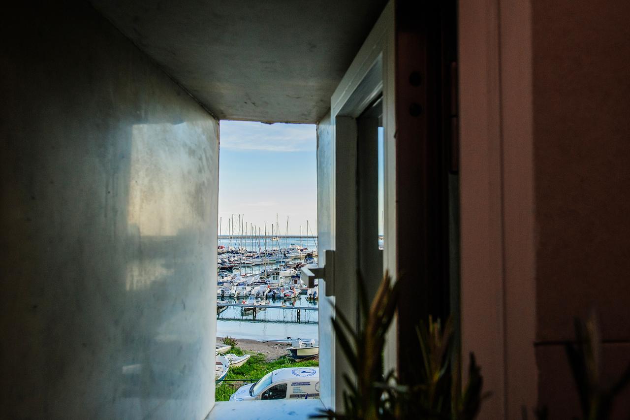 Margherita'S Apartment サレルノ エクステリア 写真