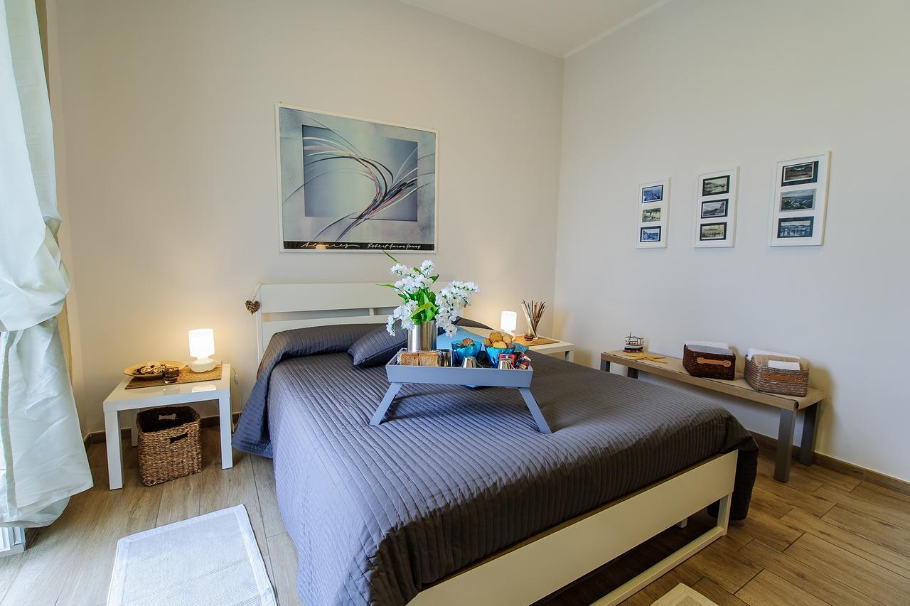 Margherita'S Apartment サレルノ エクステリア 写真