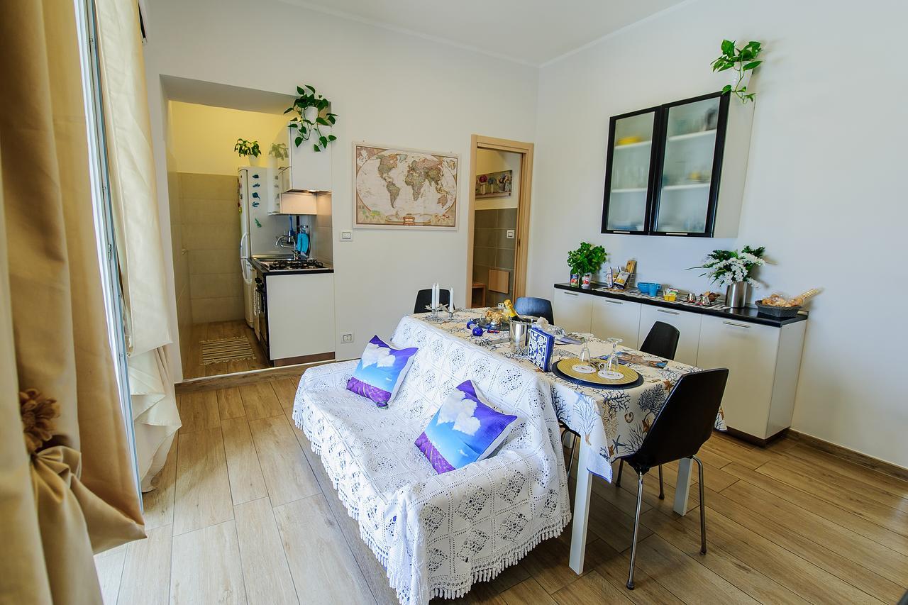 Margherita'S Apartment サレルノ エクステリア 写真